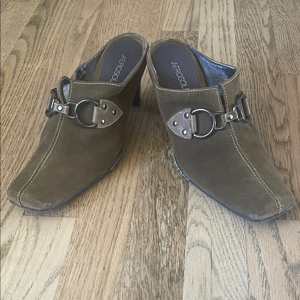 AEROSOLES Olive “Cinch Worm” Suede Mules with Buckle